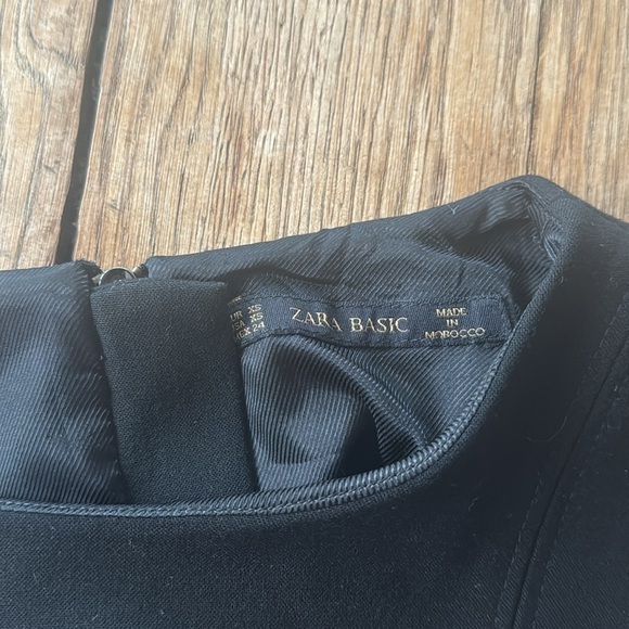Zara Classic Dress - Picture 6 of 6